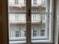Eladó téglalakás, Budapesten, VI. kerületben 62 M Ft, 1 szobás