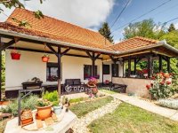 Eladó családi ház, Tárnokon 99.89 M Ft, 6 szobás
