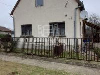 Eladó családi ház, Szigethalmon 59.9 M Ft, 3 szobás