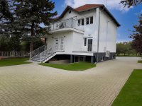 Eladó családi ház