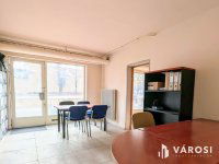 Eladó iroda, Békéscsabán 21 M Ft, 2 szobás