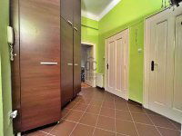 Eladó téglalakás, VI. kerületben 105 M Ft, 3 szobás