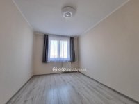 Eladó panellakás, Pápán 44.75 M Ft, 2 szobás