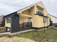 Eladó családi ház, Csemőn 119 M Ft, 4 szobás