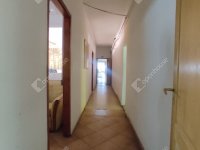 Kiadó ipari ingatlan, Komáromban 2000 E Ft / hó