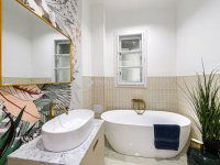 Eladó téglalakás, V. kerületben 197.739 M Ft, 3 szobás