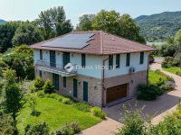 Eladó családi ház, Visegrádon 571.5 M Ft, 4 szobás