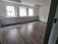 Kiadó iroda, VII. kerületben, Károly körúton 490 E Ft / hó