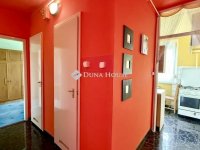 Eladó panellakás, Szegeden 57.9 M Ft, 4 szobás