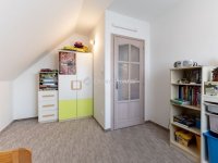 Eladó családi ház, XVIII. kerületben 164.99 M Ft, 5 szobás