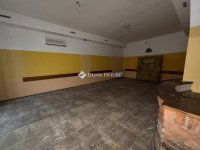 Eladó üzlethelyiség, Hódmezővásárhelyen 73.649 M Ft