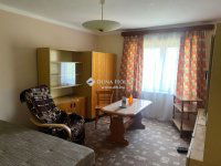 Eladó nyaraló, Komlón 11 M Ft, 3 szobás / költözzbe.hu