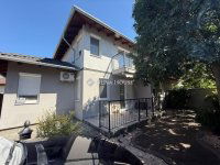 Eladó családi ház, Vecsésen 105 M Ft, 4 szobás