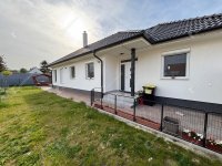 Eladó családi ház, Nyúlon 210 M Ft, 4 szobás