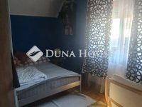 Eladó családi ház, Vecsésen 115.9 M Ft, 4 szobás