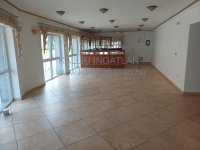 Kiadó üzlethelyiség, Nyíregyházán 300 E Ft / hó, 1 szobás