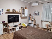 Eladó családi ház, Kecskeméten 89.9 M Ft, 5 szobás