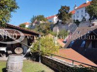 Eladó téglalakás, Veszprémben 135 M Ft, 4 szobás