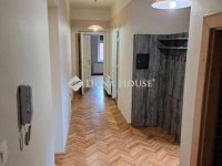 Kiadó téglalakás, albérlet, Pécsett 310 E Ft / hó, 5 szobás