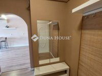 Eladó téglalakás, Baján 26.5 M Ft, 2 szobás