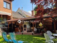 Eladó ikerház, XIV. kerületben 220 M Ft, 5 szobás