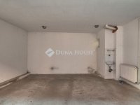 Kiadó téglalakás, albérlet, Pécsett 210 E Ft / hó, 3 szobás