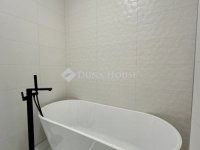 Eladó téglalakás, V. kerületben 181 M Ft, 4 szobás