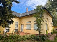 Eladó családi ház, Cegléden 125 M Ft, 3+2 szobás