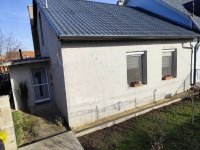 Eladó ikerház, Ajkán 65 M Ft, 2 szobás / költözzbe.hu