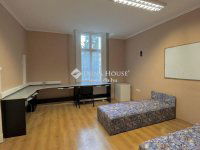 Eladó téglalakás, Szombathelyen 69 M Ft, 4 szobás