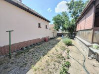 Eladó családi ház, Sándorfalván 65 M Ft, 4 szobás