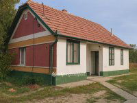 Eladó családi ház