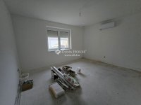 Eladó családi ház, Aranyosgadányban 98 M Ft, 7 szobás