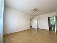 Eladó panellakás, Szegeden, Gyöngyvirág utcában 46.7 M Ft