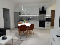 Kiadó téglalakás, albérlet