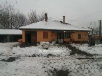 Eladó családi ház, Kecelen 10 M Ft, 1+1 szobás