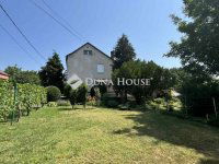 Eladó családi ház, Pécsett 80 M Ft, 5 szobás