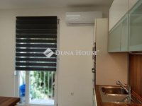 Eladó téglalakás, Komlón 33.9 M Ft, 3 szobás