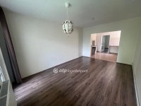 Eladó téglalakás, Szegeden 69.9 M Ft, 3 szobás