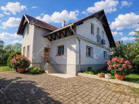 Eladó családi ház, Székesfehérvárott 149.9 M Ft, 5 szobás