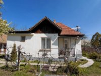 Eladó családi ház, Turán 43.9 M Ft, 2 szobás