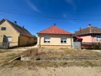 Eladó családi ház, Demecseren 45 M Ft, 3+1 szobás