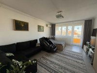 Eladó panellakás, Kecskeméten 58.5 M Ft, 3 szobás