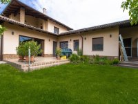 Eladó családi ház, Vecsésen 349.99 M Ft, 4+1 szobás