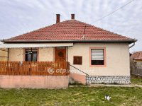 Eladó családi ház, Egerlövőn 20 M Ft, 3 szobás
