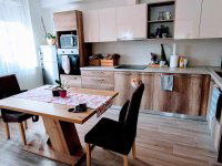 Kiadó panellakás, albérlet