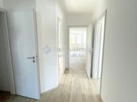 Eladó téglalakás, Kecskeméten 99.9 M Ft, 4 szobás