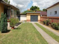 Eladó családi ház, Siklóson 67.9 M Ft, 3+3 szobás