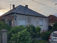 Eladó családi ház, Ózdon 12 M Ft, 3 szobás