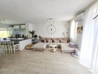 Eladó téglalakás, Szigetszentmiklóson 93 M Ft, 3+1 szobás